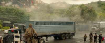 Move it! Move! Move! - Jurassic World: Fallen Kingdom