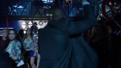 Move, move, move, move,
move, move, move, move! - Arrow