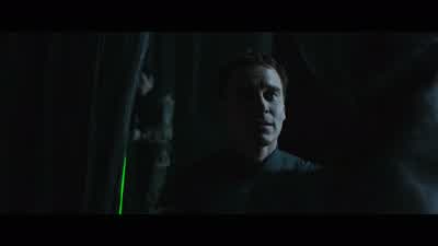 Move. Don't shoot. Don't shoot. Communication, captain. - Alien: Covenant