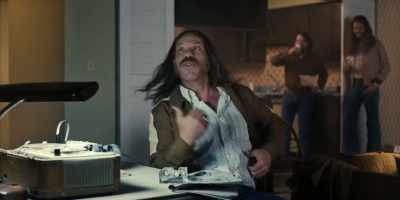 - Move the furniture around.
- [agents laughing] - The Big Cigar