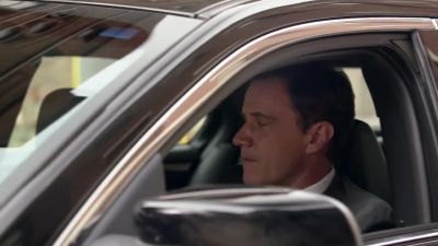 Mr. Caffrey,
why were you sent undercover? - White Collar