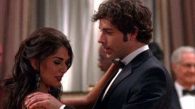 - Mr. Carmichael...
- Please, Chuck. - Chuck