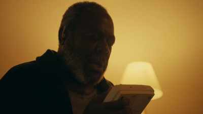 Mr. Chamberlain? Is there a way
you can hand the call box to them? - The Killing of Kenneth Chamberlain