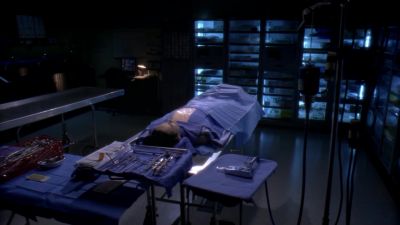 Mr. Donaldson had a heart attack, - Grey's Anatomy