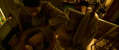 Mr. Dufayel, do you knowwhat happened to the concierge? - Amélie