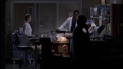 MR. EATON,
CAN YOU HEAR ME? - Grey's Anatomy