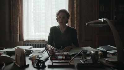 Mr. Fergussen, this is Elizabeth Harmon. - The Queen's Gambit