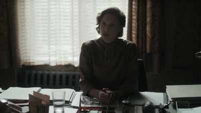 [Mr. Ganz]
Well, what if Shirley Munson, - The Queen's Gambit