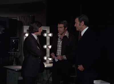 Mr. Goldman... Colonel Austin. - The Six Million Dollar Man