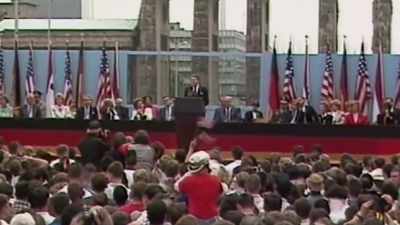 Mr. Gorbachev,
tear down this wall. - Trump Card