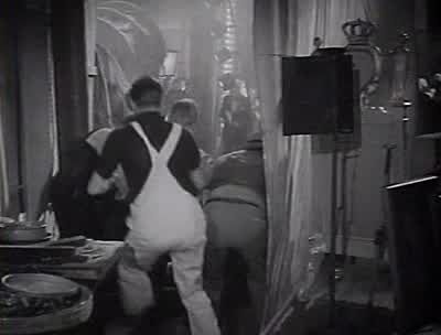 Mr Gottlieb Here give me a hand - A Night at the Opera