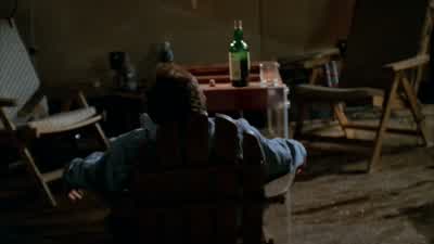 Mr. Harde... Whoa. Maybe we're looking for someone else. - Bones