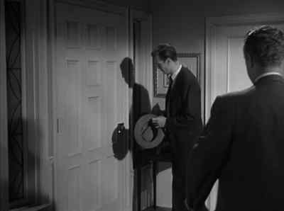 -Mr Harper?
-Yes. -Where's Susan, oh there she is. - Alfred Hitchcock Presents