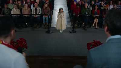 - Mr. Harrington,
(audience laughs) - Magic in Mistletoe