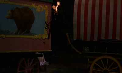 - [Mr. Hauser] Rosa! - Vampire Circus