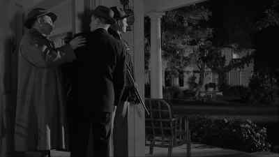 Mr Hilliard, come on upstairs. - The Desperate Hours