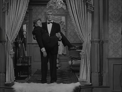 Mr. Hilliard. I'm so glad you could come. - The Addams Family