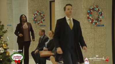 - Mr. Holt, I'm
Annie Park, I'm-- - Christmas by Starlight