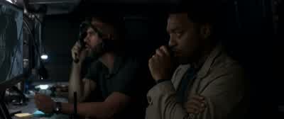 Mr. Keane, I strongly recommend that we leave right now. - The Old Guard