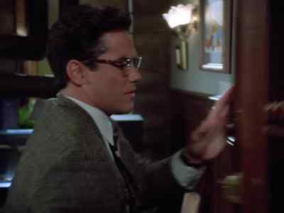 Mr. Kent, I come here to warn you. - Lois & Clark: The New Adventures of Superman