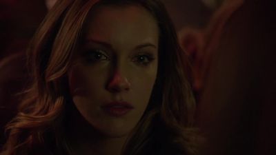 Mr. Lance,
this maniac has got Laurel! - Arrow