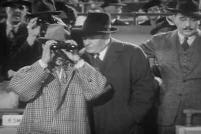 Mr Larwitt?
- Yes. - The House Across the Bay