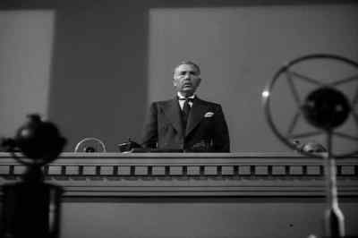 Mr. Litvinov, first delegate
of the soviet union, - Mission to Moscow