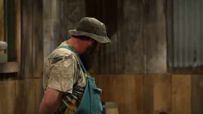 Mr. Maner, looks to me
like you the one - Moonshiners: Master Distiller