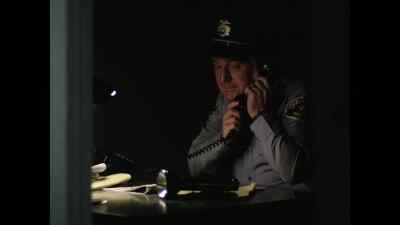 Mr. McHenry? - Kolchak: The Night Stalker