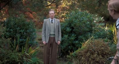 Mr. Milne. - Goodbye Christopher Robin