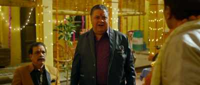 Mr. Mishra, you are an educated man. - Shaadi Mein Zaroor Aana