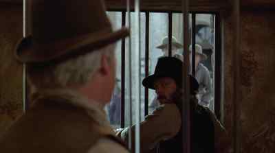 - Mr. Moon? - Goin' South