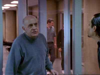 - Mr. Morales... - Oz