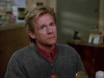 Mr. North? Sheriff Metzger.
Could we talk to you, please? - Murder, She Wrote