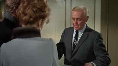- Mr. Paul Bratter.
- Yes. - Barefoot in the Park