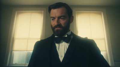 MR. POTTS, TIME IS AGAINST ME
AND I'M STRUGGLING - Miss Scarlet and the Duke