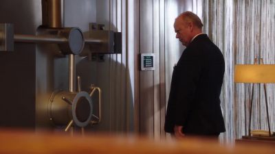 - Mr. Prentiss?
- Oh. - 9-1-1