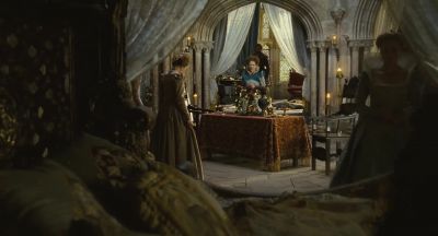 Mr Raleigh is eager to sail away to his maiden colony - Elizabeth: The Golden Age