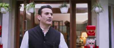 Mr. Robbie...
welcome, welcome. - Sharmaji Namkeen