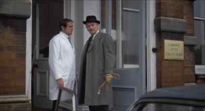- Mr. Rogers?
- Major Rogers. - Tales from the Crypt
