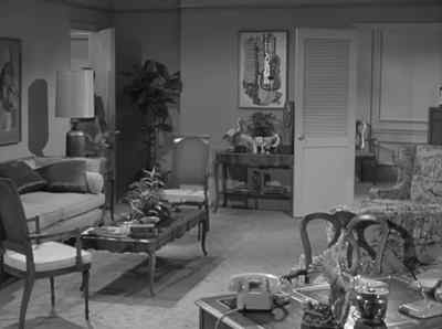 -Mr Seabrooks residence.
-Where is he? - Alfred Hitchcock Presents