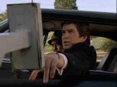 Mr. Singer to see Mr. Considine. - Remington Steele