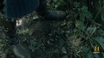 - Mr. Stark? I'm being beamed up.
- Hang on, kid. - Vikings