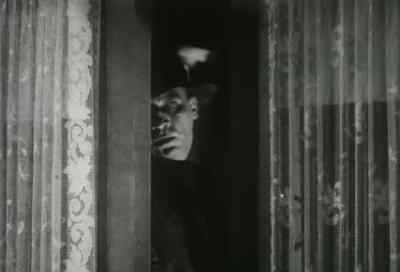 Mr. Tracy, please. - Dick Tracy