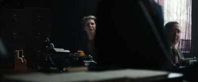 Mr van Hall, your brother
can't be disturbed right now. - The Resistance Banker