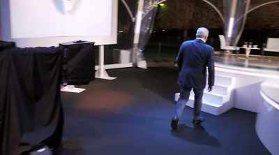 Mr. Vice President,
welcome to the stage. - An Inconvenient Sequel: Truth to Power