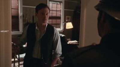 Mr. Walker. - Murdoch Mysteries
