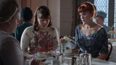 Mrs Busby, would you give Delia
her birth certificate? - Call the Midwife