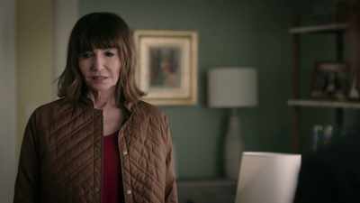 Mrs. Clarke, is this about
what your husband wants, - Zoey's Extraordinary Playlist
