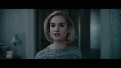 Mrs. Danvers, does Mr. de Winter
ask you to keep the room like this? - Rebecca